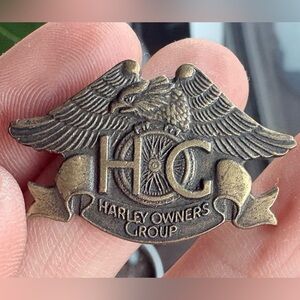 Vintage Harley-Davidson 1983 Owners Group Brass Pin
